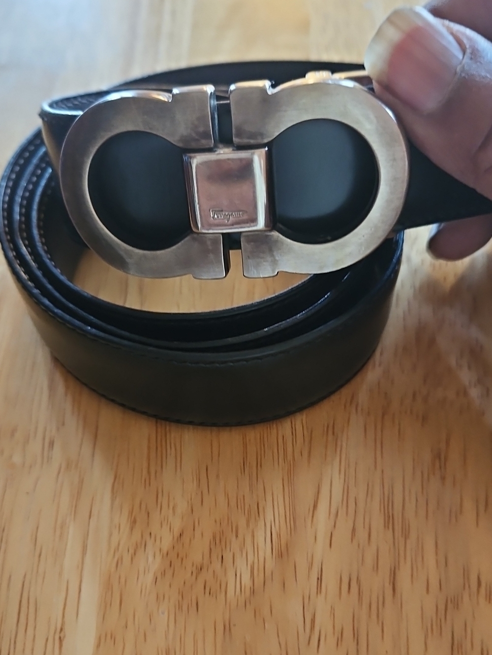 Salvatore Ferragamo Black/Brown Reversible Leather Belt  Double-Gancini Buckle